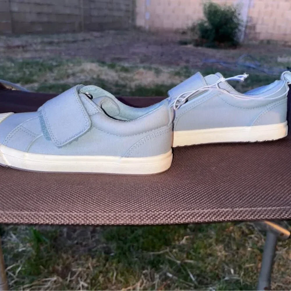 Cat & Jack Blue Sneakers Shoes, Kids Size 11, NWT